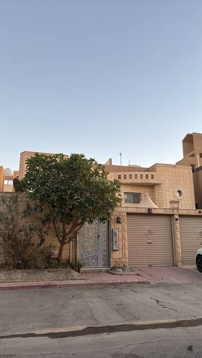4 Bedroom Villa for Sale in East Riyadh, Riyadh - Villa For Sale in Ishbiliyah, Riyadh