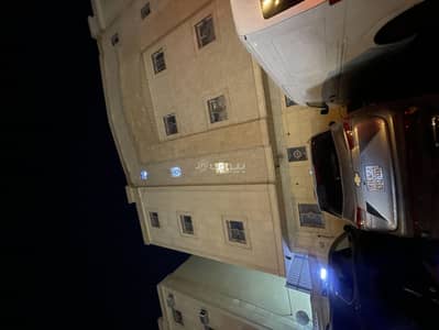 5 Bedroom Flat for Rent in South Riyadh, Riyadh - Apartment in South Riyadh，Badr 5 bedrooms 33000 SAR - 87800667