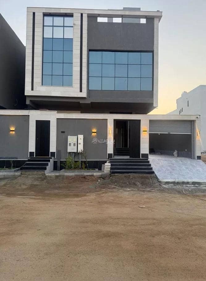 9 Bedroom Villa For Sale in Al Bashaer, Jeddah