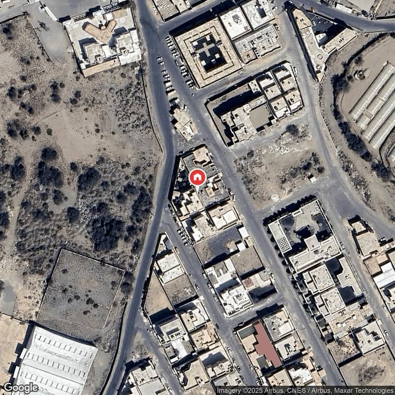 8 غرفة نوم مبنى للبيع في طَرَح، خميس مشيط 8 غرفة نوم مبنى للبيع في طَرَح، خميس مشيط