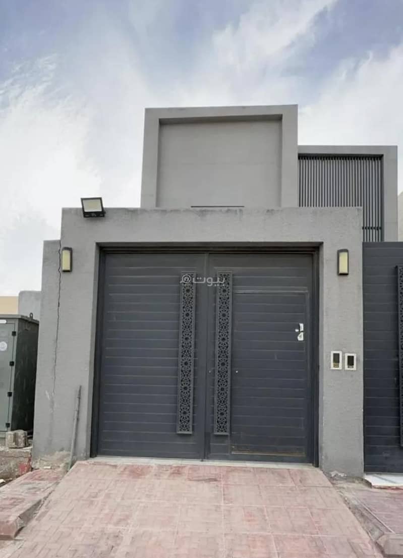 طابق للبيع في العارض، الرياض