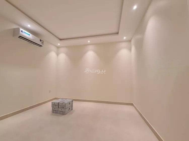 دور للبيع في شارع حسين بن صديق دحلان, حي عكاظ, مدينة الرياض, منطقة الرياض