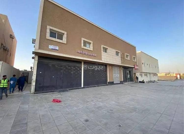 Residential Building in West Riyadh，Tuwaiq 3 bedrooms 320000 SAR - 87789070