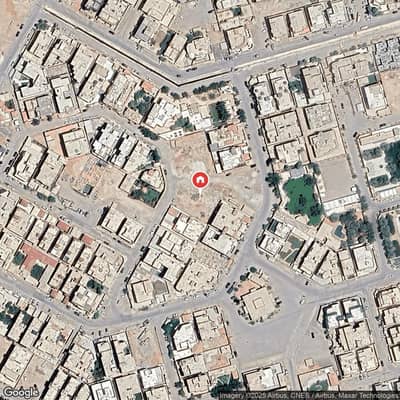 ارض سكنية  للبيع في غرب الرياض، الرياض - https://maps. app. goo. gl/WRueKAmjAXmNwbAe6?g_st=aw للبيع قطعه ارض سكنيه في حي عرقه