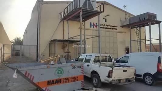 Warehouse for Rent in East Riyadh, Riyadh - Warehouse For Rent in Al Sulay, Riyadh