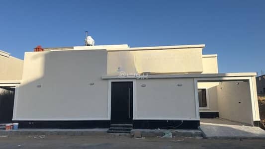 6 Bedroom Floor for Sale in Dahiyat AI Iskan, Taif - Floor for Sale in Dahiyat Al Iskan, Taif