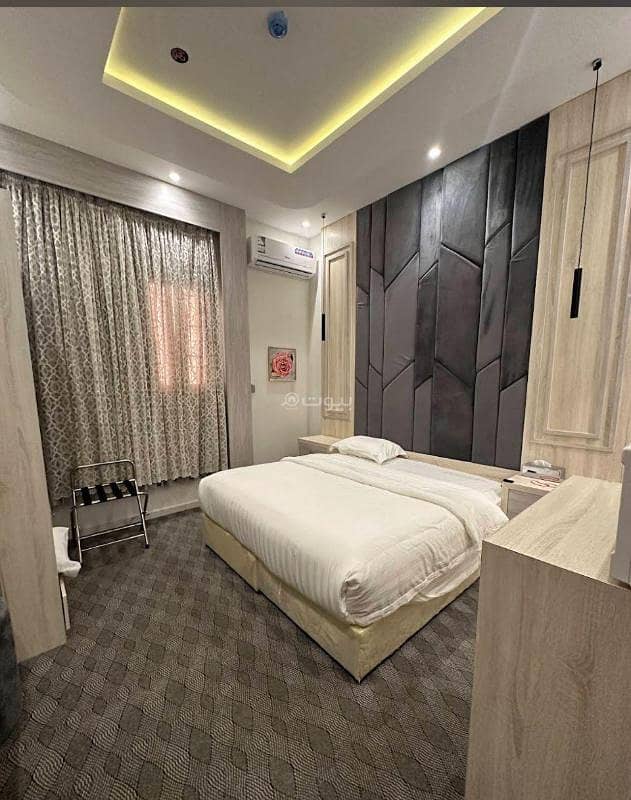 Single room with a bathroom close to the airport and the university