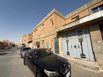 6 Bedroom Villa for Sale in West Riyadh, Riyadh - Villa for sale on Al-Itarada Street, Al-Juradiyah neighborhood, Riyadh City, Riyadh Region