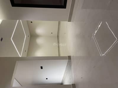 فیلا 5 غرف نوم للبيع في ظهرة العودة شرق، الدرعية - للبيع فله مودرن فاخره