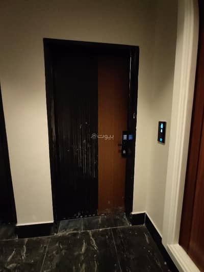 3 Bedroom Apartment for Sale in East Riyadh, Riyadh - For sale, an apartment in a residential building with a modern design in Hay Al-Rimal, an excellent location close to all services and main roads.