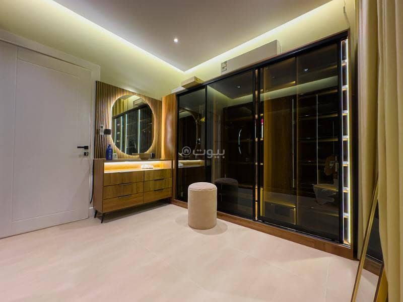 شقة مؤثثة بالدور الأرضي بمشروع العجلان ريفييرا 49 حي الروضة