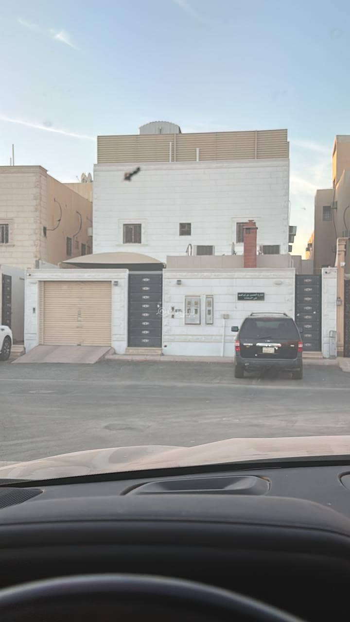 فيلا للبيع في حي السعادة