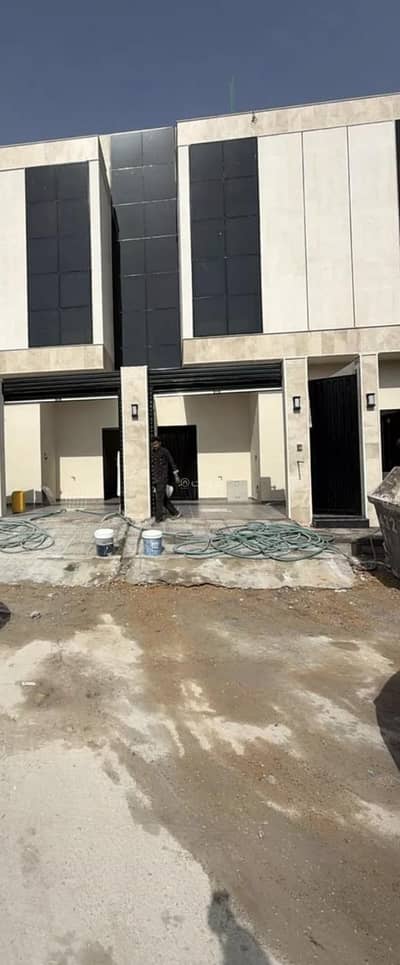 6 Bedroom Villa for Sale in West Riyadh, Riyadh - Villa For Sale in Al Suwaidi, Riyadh