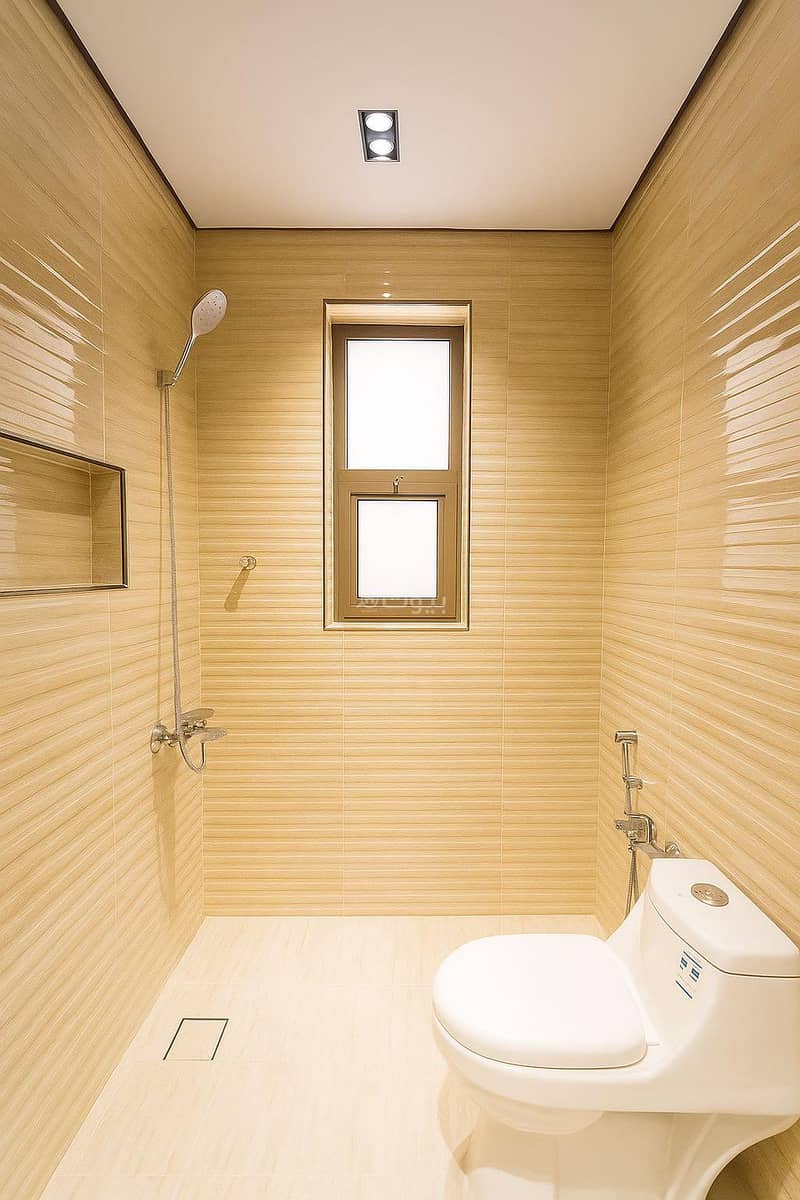 دور علوي كبير تشطيب فاخر دور علوي كبير تشطيب فاخر