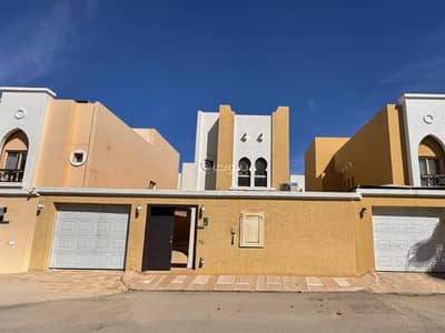 4 Bedroom Villa for Sale in North Riyadh, Riyadh - Renovated villa with high specifications for sale – prime location and spacious area