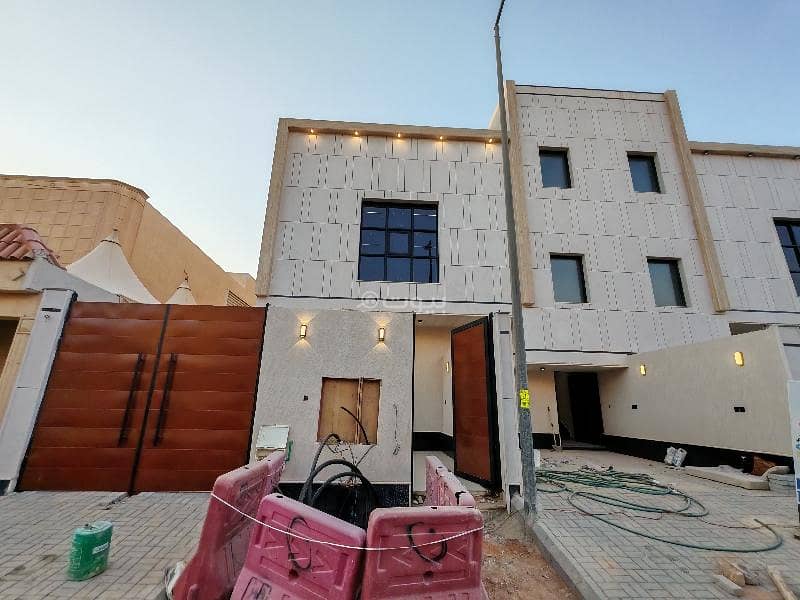 Ground floor modern design in Al Munsiyeh neighborhood, East Riyadh, excellent location near all services and main roads. Ground floor modern design in Al Munsiyeh neighborhood, East Riyadh, excellent location near all services and main roads.