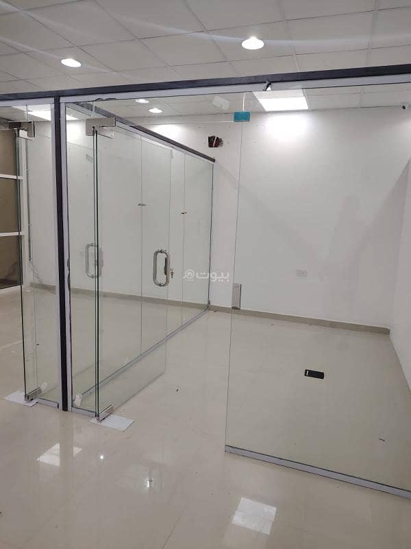 للايجار مكتب ادارى في الرياض حي الرمال – عرض رقم 1382