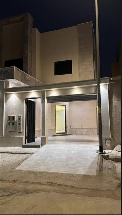 3 Bedroom Floor for Rent in East Riyadh, Riyadh - Property for Sale