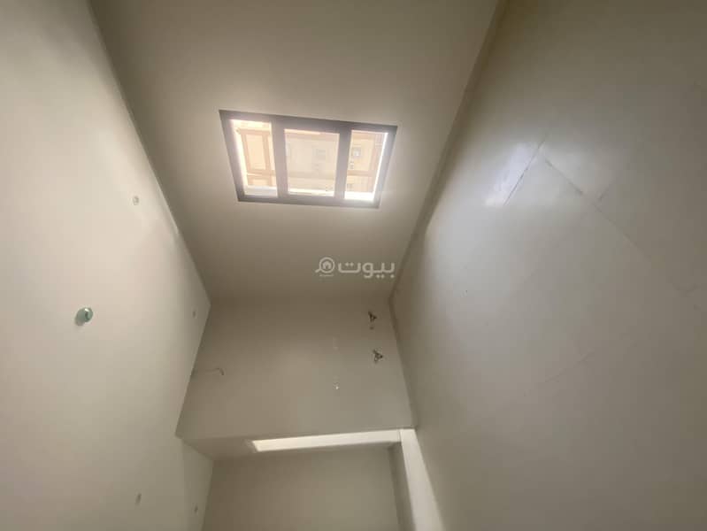 For sale: an investment building in Riyadh, Al-Dobat neighborhood