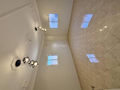 دور 4 غرف نوم للايجار في شمال الرياض، الرياض - دور ارضي للايجار بحي النفل