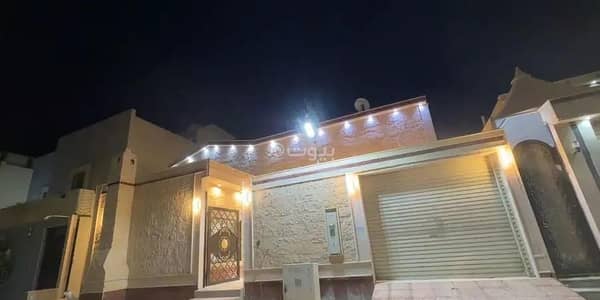 3 Bedroom Floor for Sale in West Riyadh, Riyadh - Floor for Sale in Tuwaiq, West Riyadh