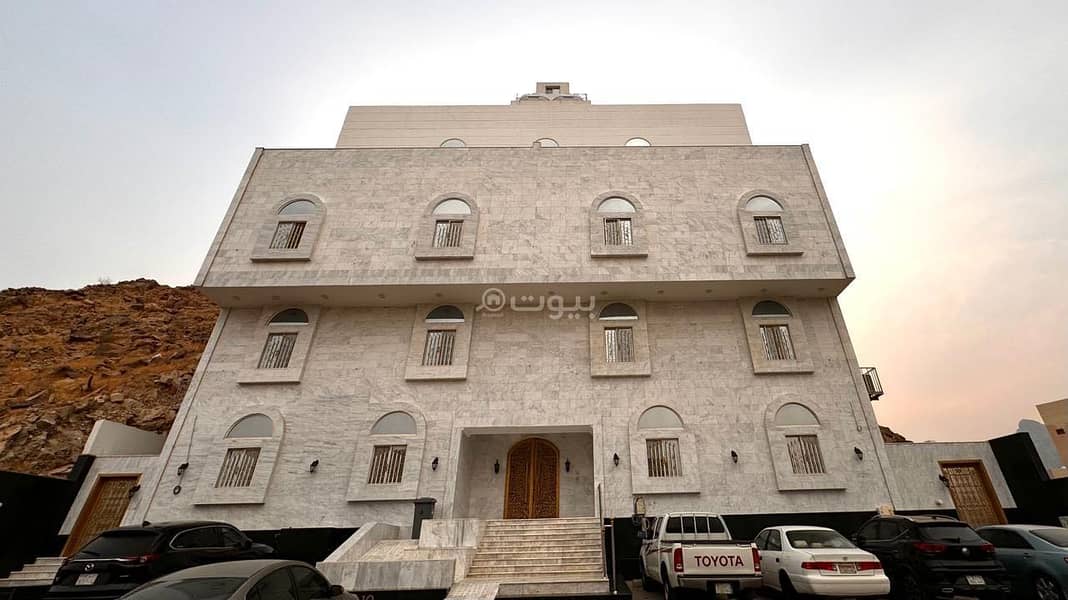 Luxury Building for Sale in Al Khadra Neighborhood, Makkah Luxury Building for Sale in Al Khadra Neighborhood, Makkah