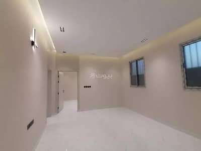 7 Bedroom Floor for Sale in Nawara District, Al Muzahimiyah Riyadh Region - Floor For Sale in Nawara District, Al Muzahimiyah Riyadh Region