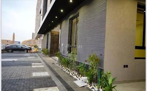 عمارة سكنية 3 غرف نوم للبيع في شمال الرياض، الرياض - عمارة للبيع في شارع ابن أبي خلق, حي النرجس, مدينة الرياض, منطقة الرياض