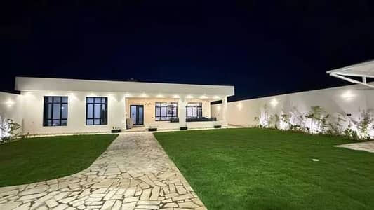 4 Bedroom Rest House for Sale in Hautat Sudair - Rest House For Sale in Hautat Sudair