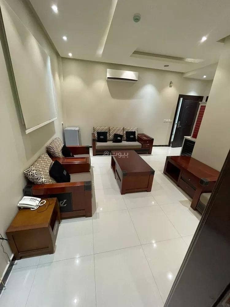 شقة للإيجار في شارع الشيخ حسن بن حسين بن علي, حي الحمراء, مدينة الرياض