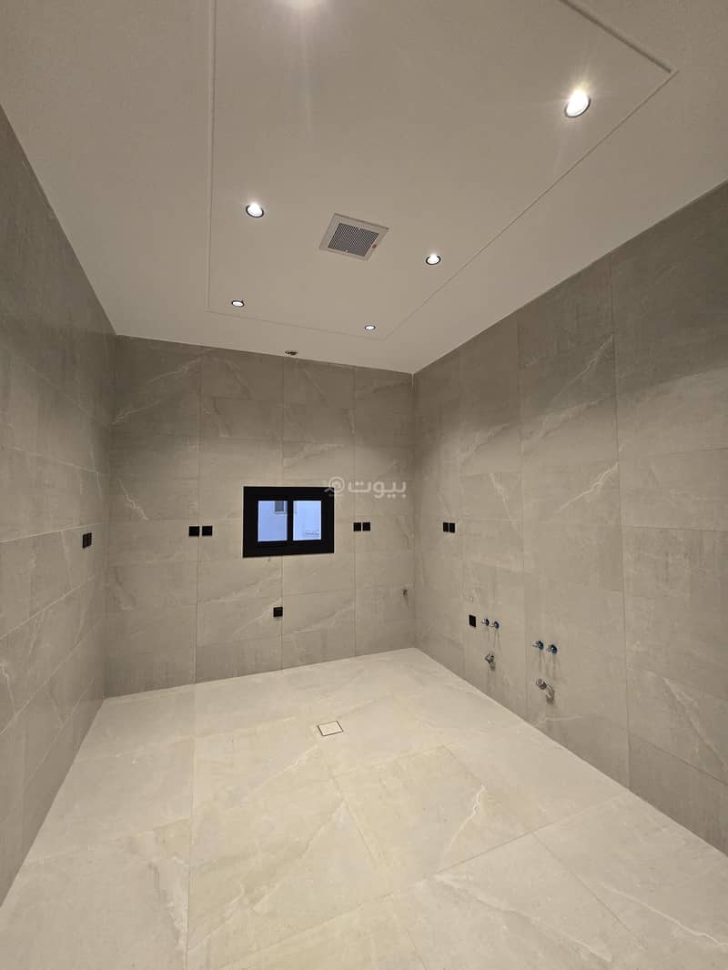 A spacious five-room apartment with distinctive finishes in Al-Safa, Jeddah. A spacious five-room apartment with distinctive finishes in Al-Safa, Jeddah.