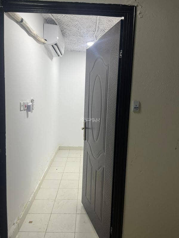 غرفة للإيجار في حي الوادي غرفة للإيجار في حي الوادي