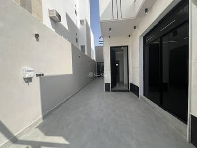 4 Bedroom Villa for Sale in East Riyadh, Riyadh - Villa for Sale in Al Bayan Neighborhood, East Riyadh