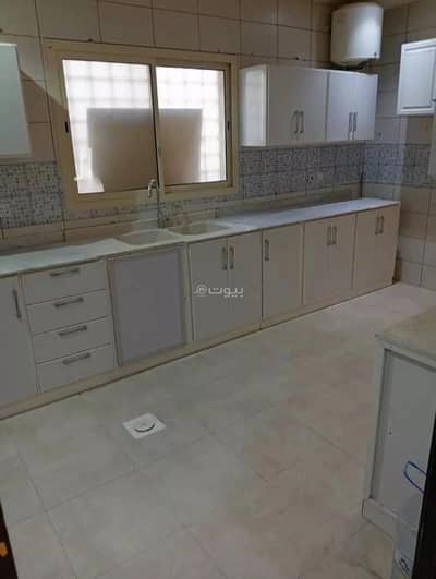 دور 4 غرف نوم للايجار في شمال الرياض، الرياض - طابق للإيجار في الياسمين، الرياض