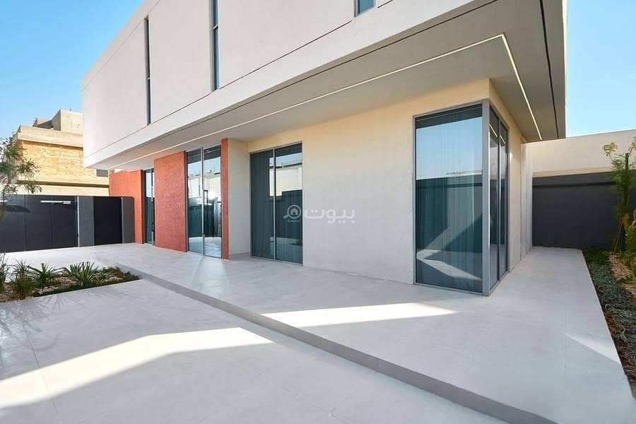 Villa For Sale in Al Faruq, Riyadh