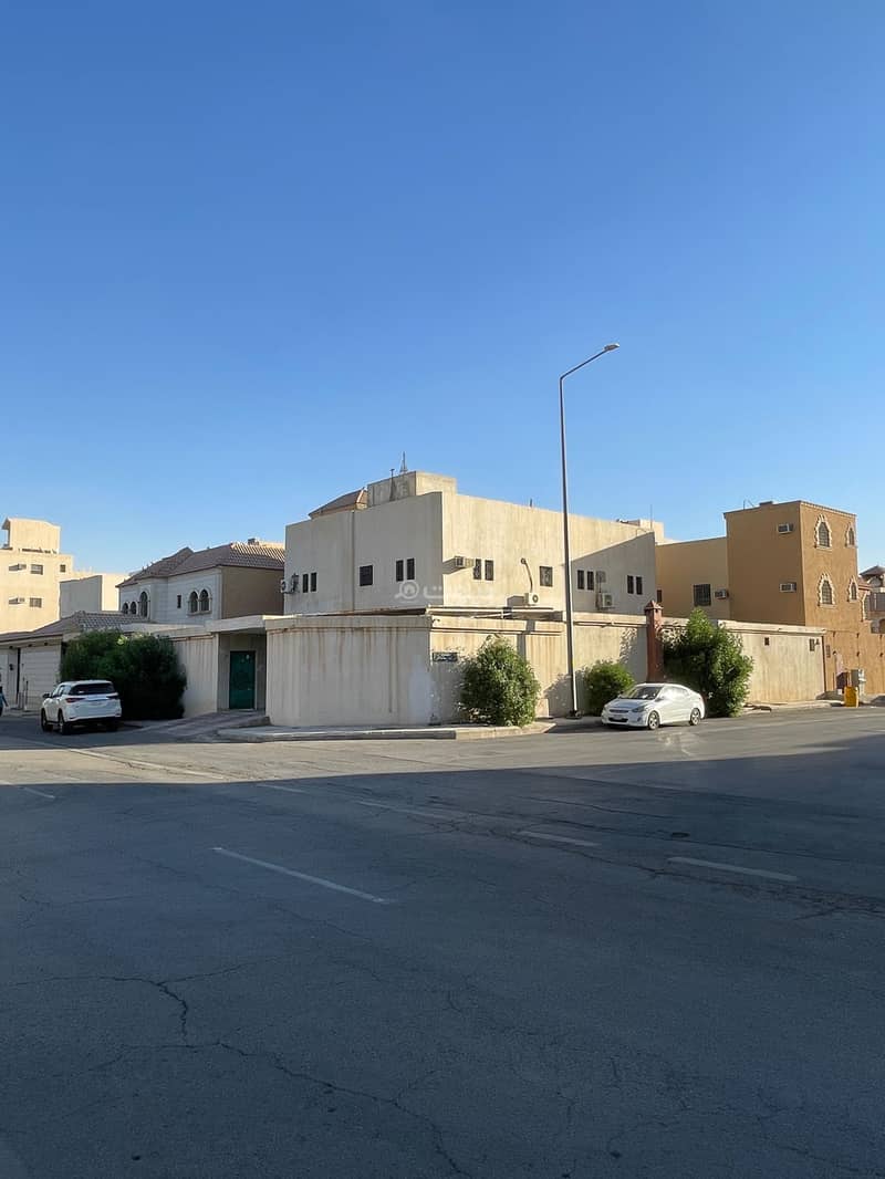 Villa for sale in Al Marwa 690m