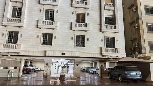 فلیٹ 4 غرف نوم للايجار في شمال جدة، جدة - شقة للإيجار في الورود، جدة