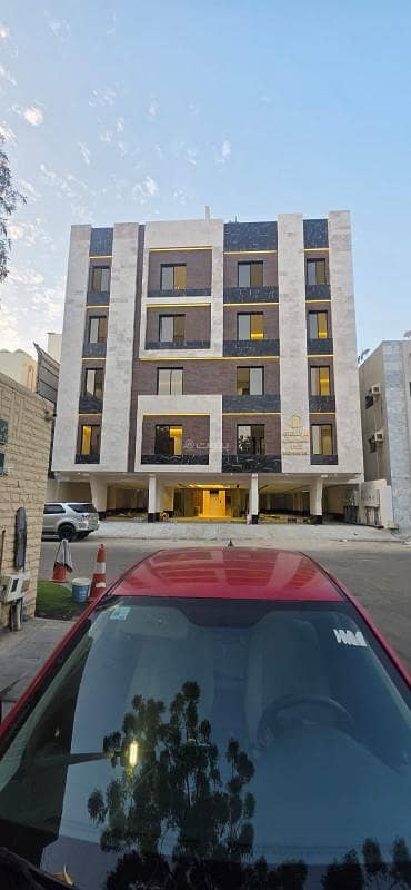 3 Bedroom Apartment for Sale in North Jeddah, Jeddah - For sale: a luxury apartment in Al-Salamah, north of Jeddah.