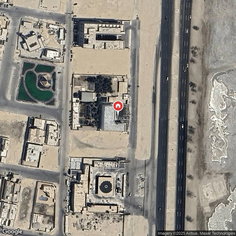 معرض للإيجار في الشراع، الخبر