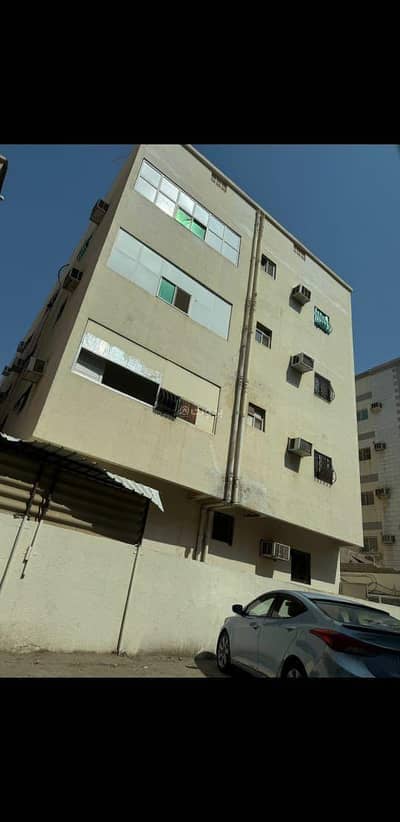 Residential Building for Sale in Al Zahir, Makkah - Residential building for sale in Al Zahir, Makkah