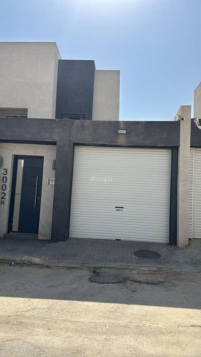 5 Bedroom Villa for Sale in East Riyadh, Riyadh - Villa For Sale in Al Munsiyah, Riyadh