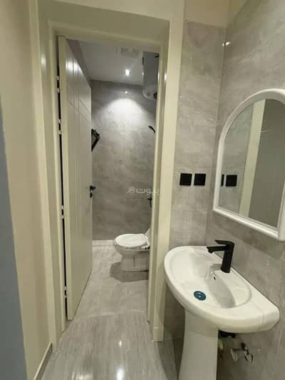 5 Bedroom Villa for Sale in West Riyadh, Riyadh - Villa For Sale in Al Uraija Al Gharbiyah, Riyadh