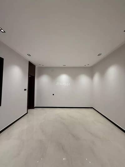 دور 4 غرف نوم للبيع في غرب الرياض، الرياض - دور للبيع في شارع الجنابين, حي الحزم, مدينة الرياض, منطقة الرياض