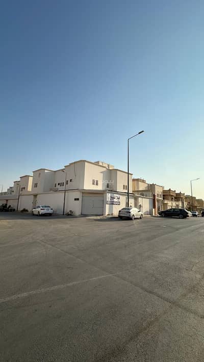 6 Bedroom Villa for Sale in East Riyadh, Riyadh - Villa For Sale in Al Manar, Riyadh