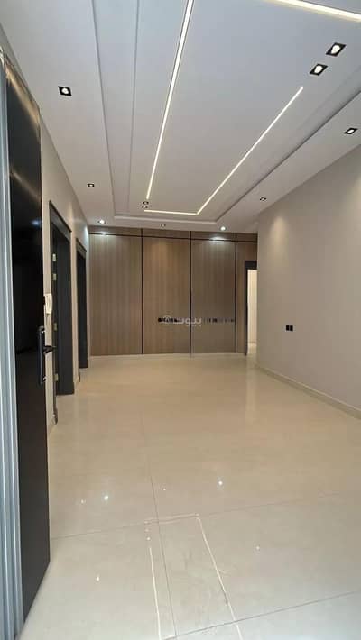 دور 3 غرف نوم للبيع في شرق الرياض، الرياض - طابق للبيع في الخليج، الرياض