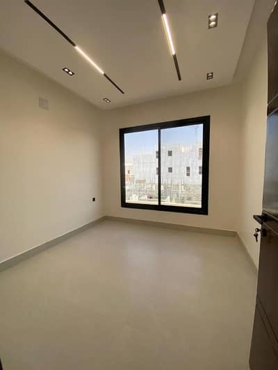 3 Bedroom Floor for Sale in East Riyadh, Riyadh - Floor for sale in Al Maizilah, east Riyadh