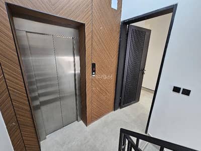 3 Bedroom Floor for Sale in East Riyadh, Riyadh - Floor for sale in Al Rimal, East Riyadh