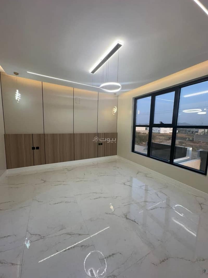 Villa For Sale in Abu Arish