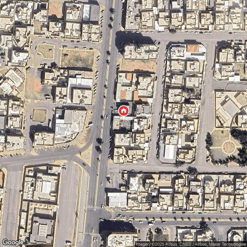 محلات تجارية على شارع الامير سلطان بمساحه 537م محلات تجارية على شارع الامير سلطان بمساحه 537م