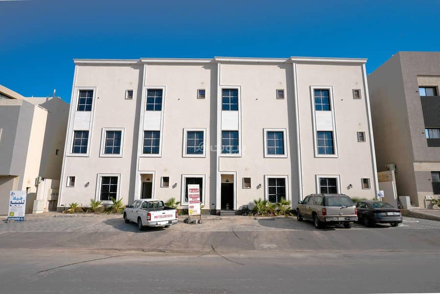 6 Bedroom Villa For Sale in Dhahrat Laban, Riyadh